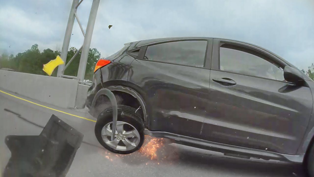 Detras-del-Volante-Historias-de-Propietarios-Tesla - MT News