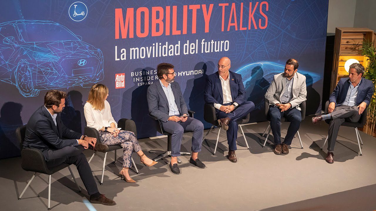 Model-S-y-la-Movilidad-del-Futuro-Perspectivas-Tecnologicas - MT News